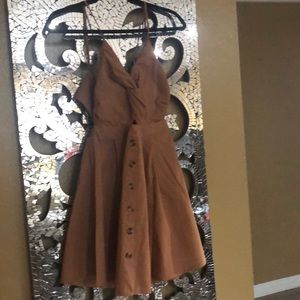 😊super cute brand new ! sun dress tie back 😊